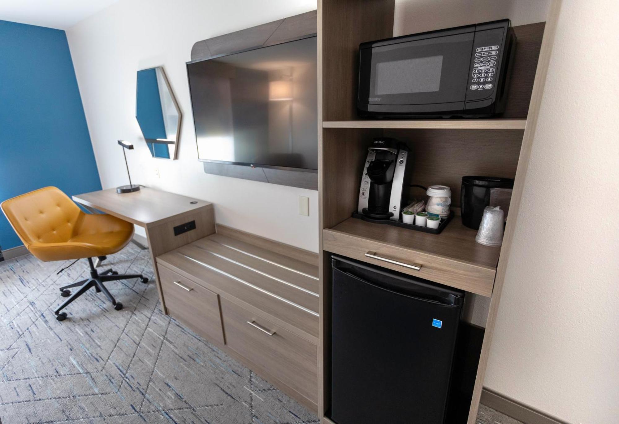 Holiday Inn Express & Suites - Huntsville Airport By Ihg Madison Esterno foto