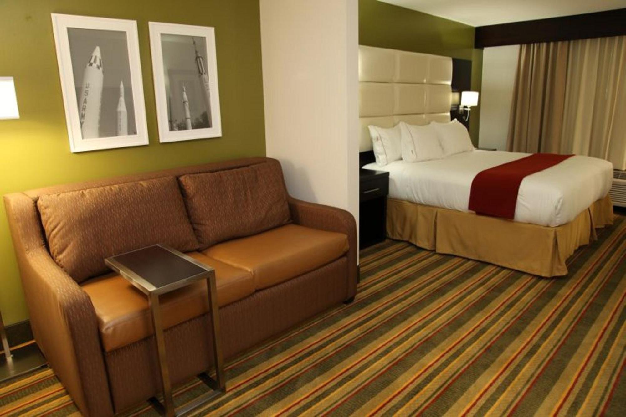 Holiday Inn Express & Suites - Huntsville Airport By Ihg Madison Esterno foto